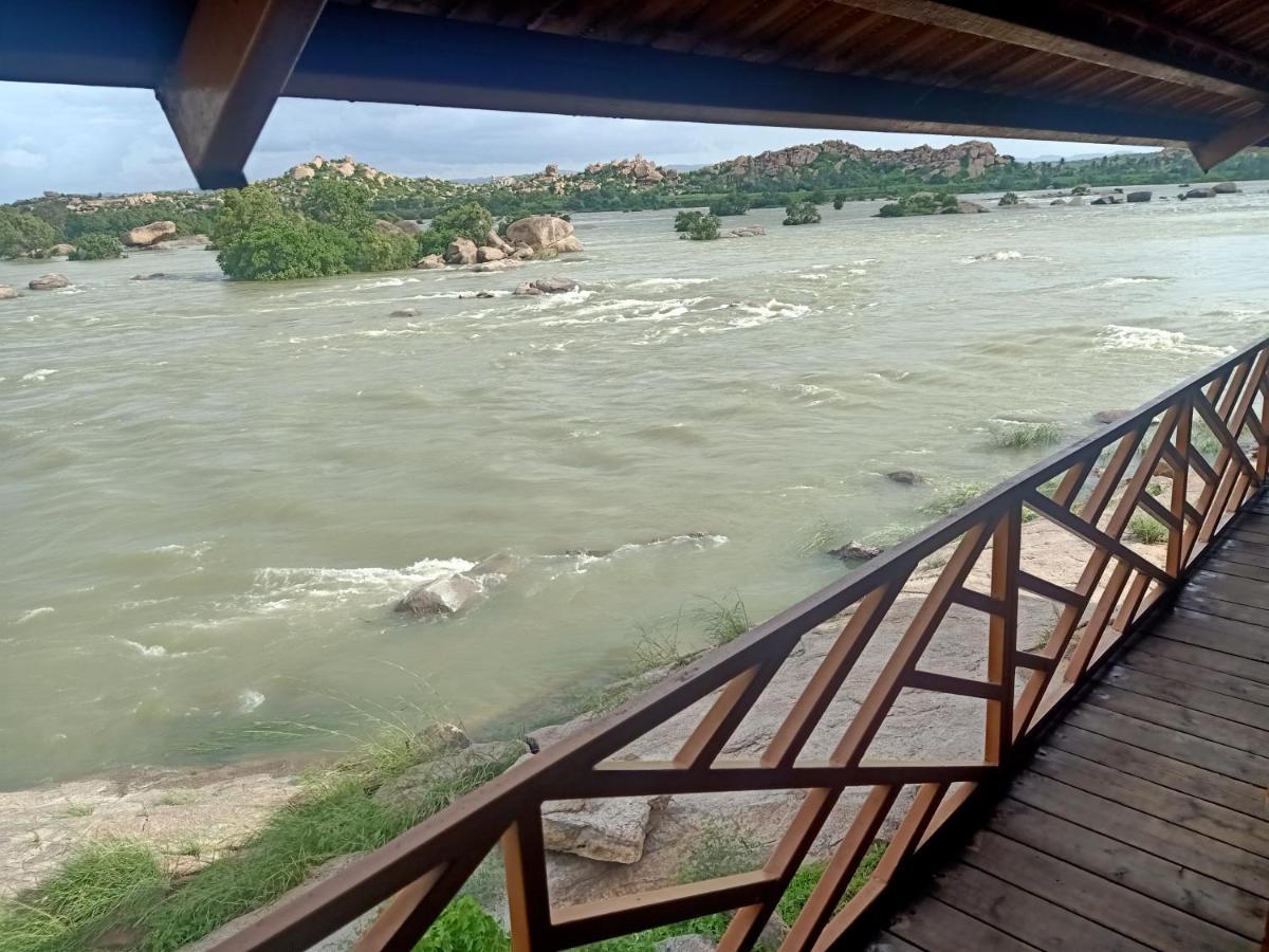 Leo Wodden Resort Hampi Buitenkant foto