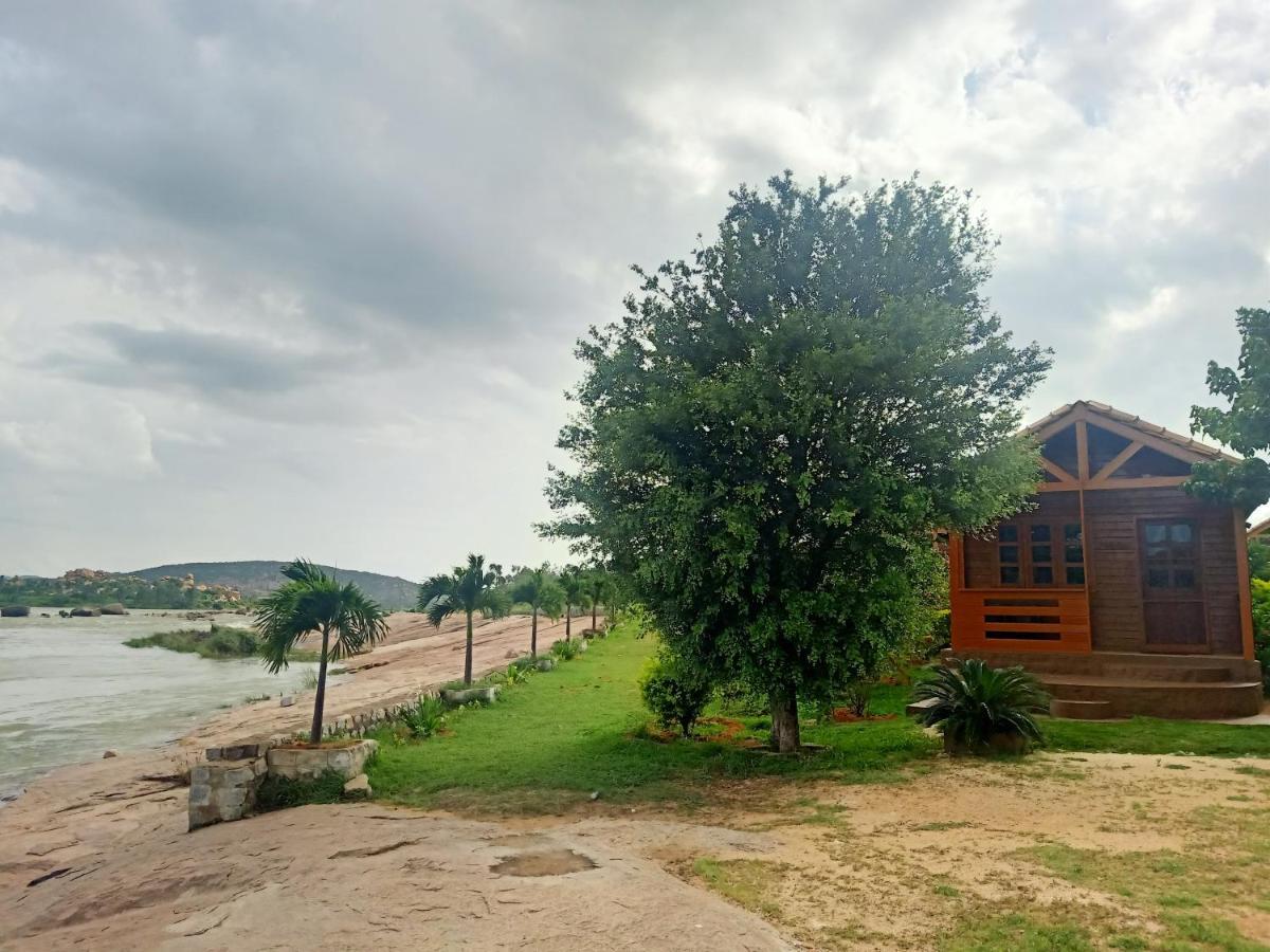 Leo Wodden Resort Hampi Buitenkant foto