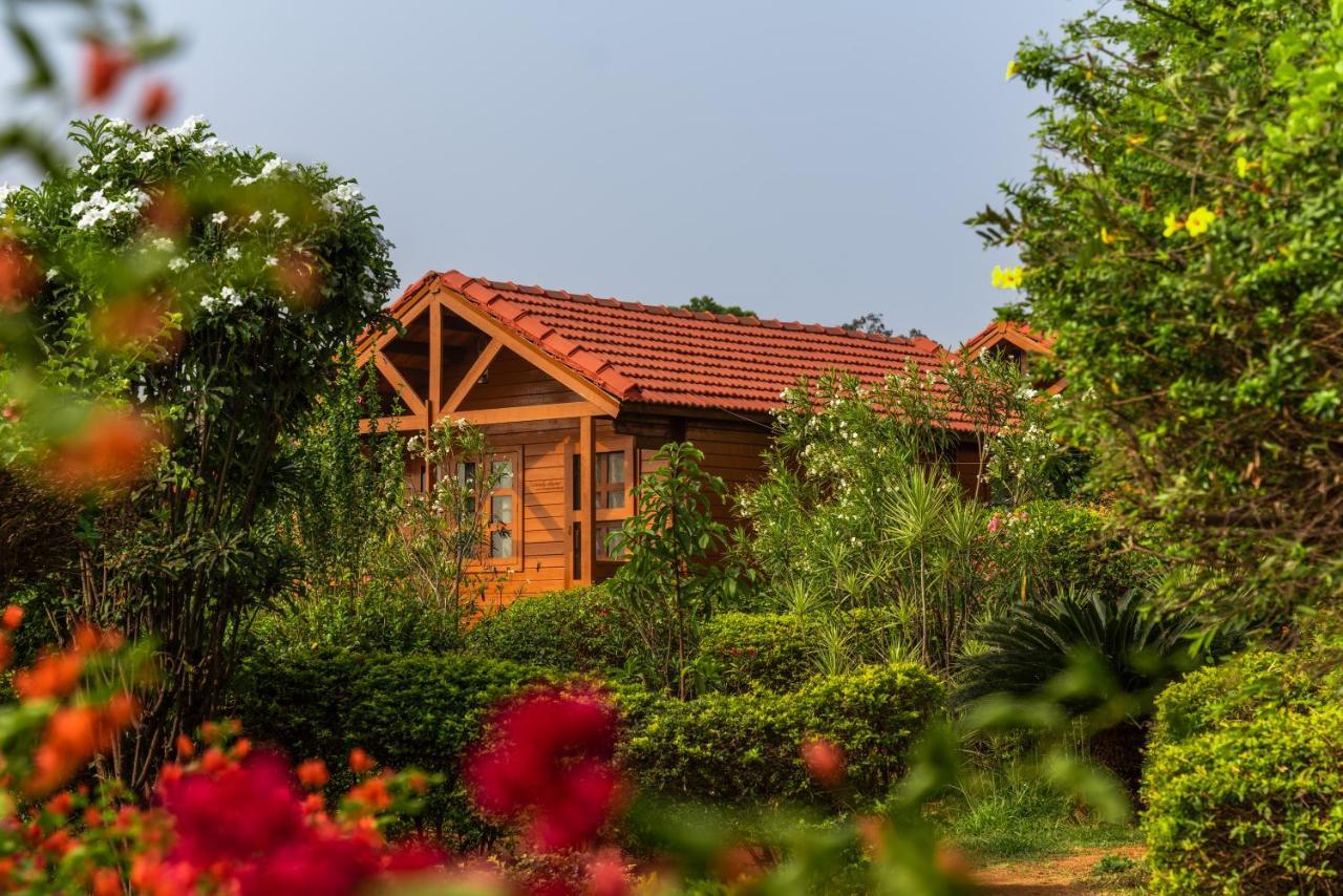 Leo Wodden Resort Hampi Buitenkant foto