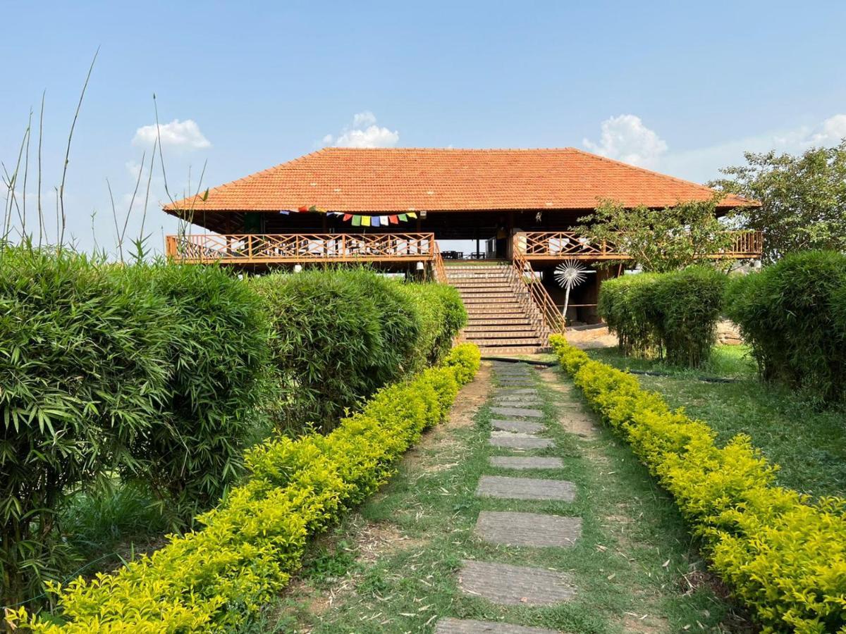 Leo Wodden Resort Hampi Buitenkant foto