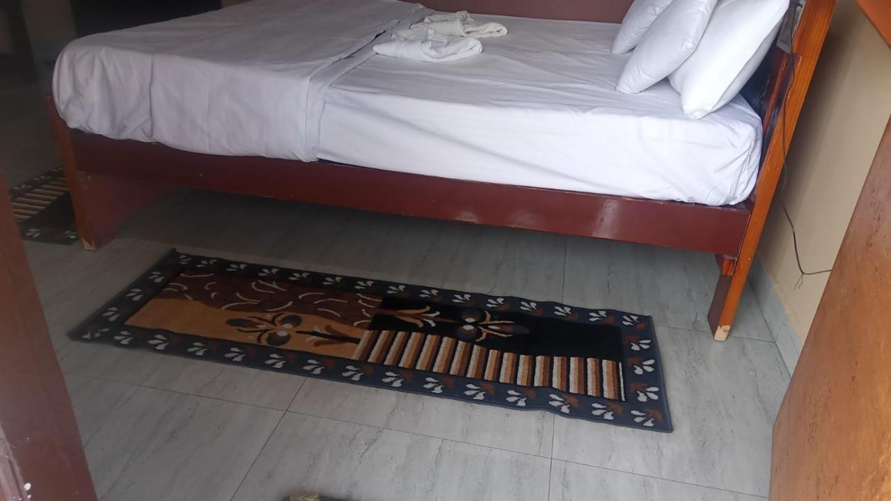 Leo Wodden Resort Hampi Buitenkant foto